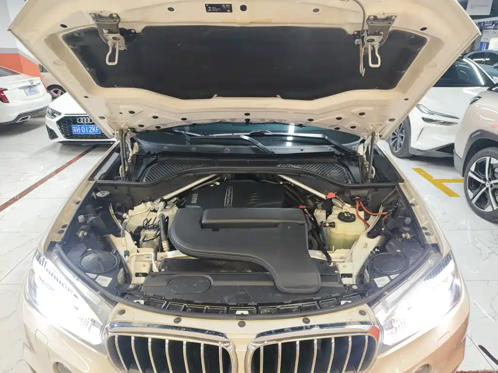 BMW X5 2018 — фото 10