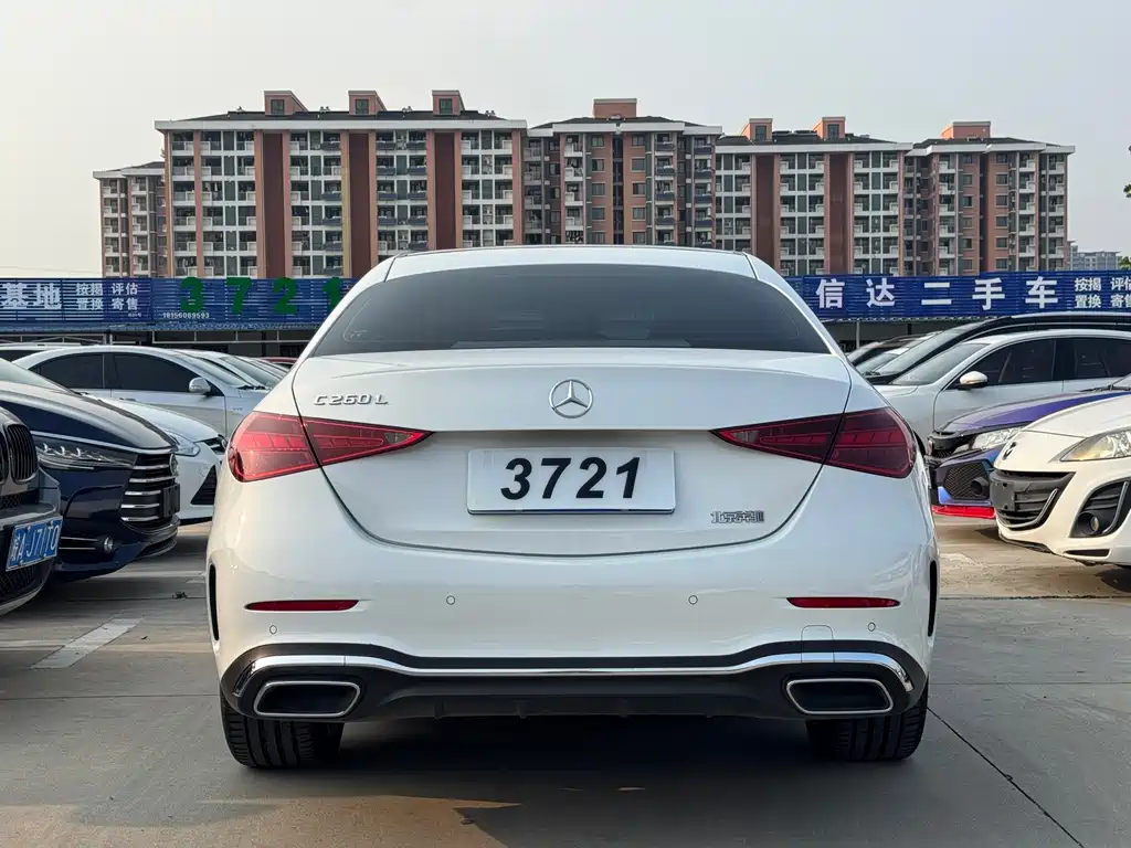 Mercedes-Benz C-Class 2023