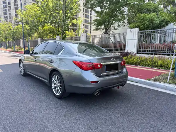 Infiniti Q50L 2016