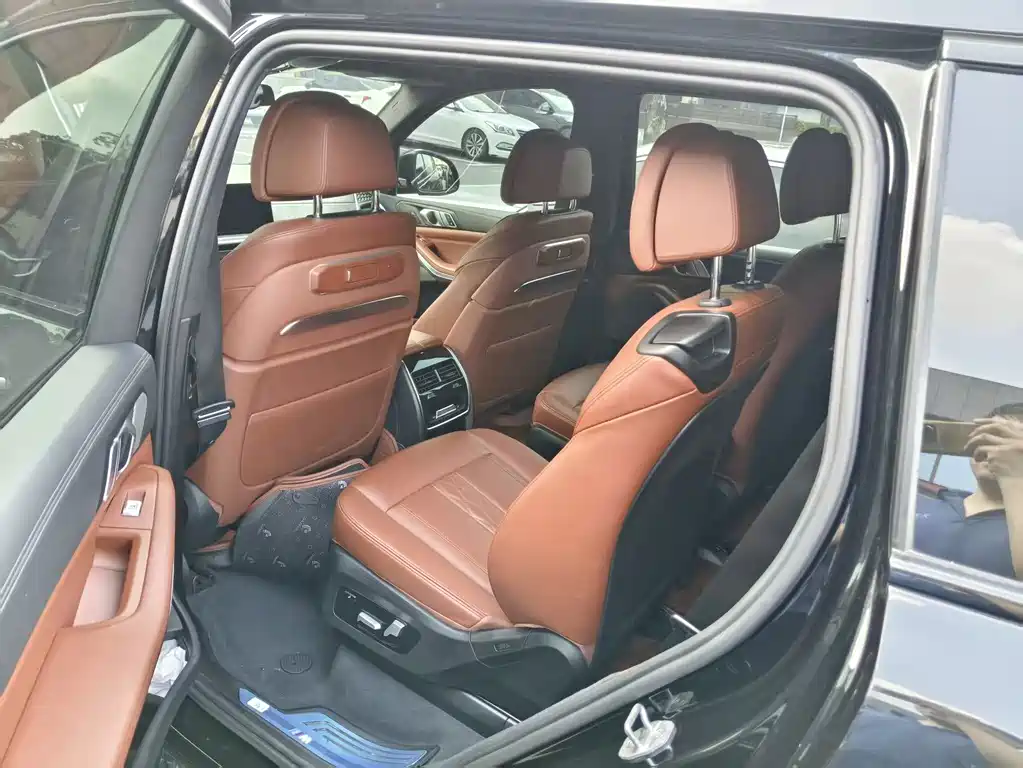 BMW X7 2023