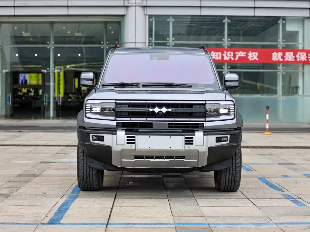 Fang Cheng Bao Leopard 5 2024