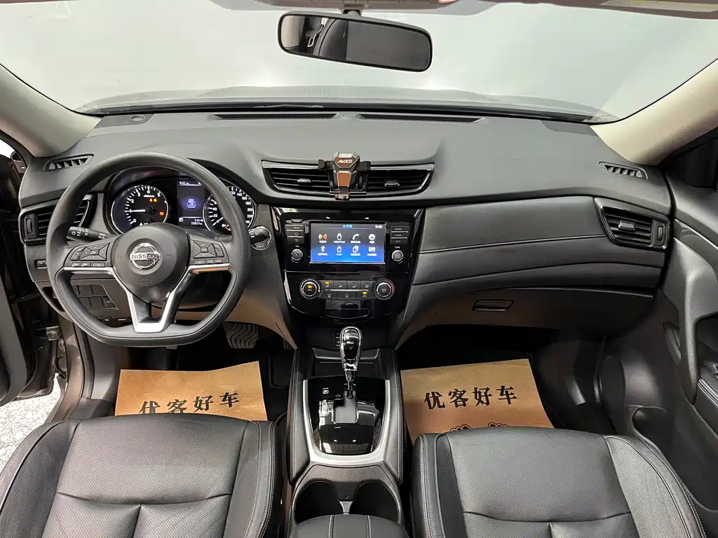 Nissan X-Trail 2018 — фото 10