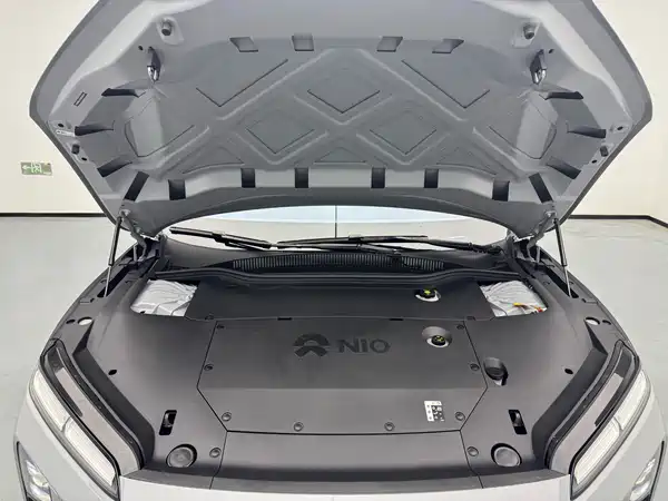 NIO ET5T 2025