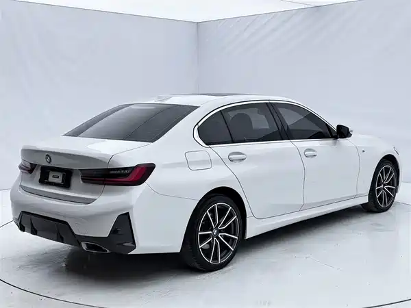 BMW 3 Series 2023