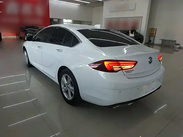 Buick Regal 2022
