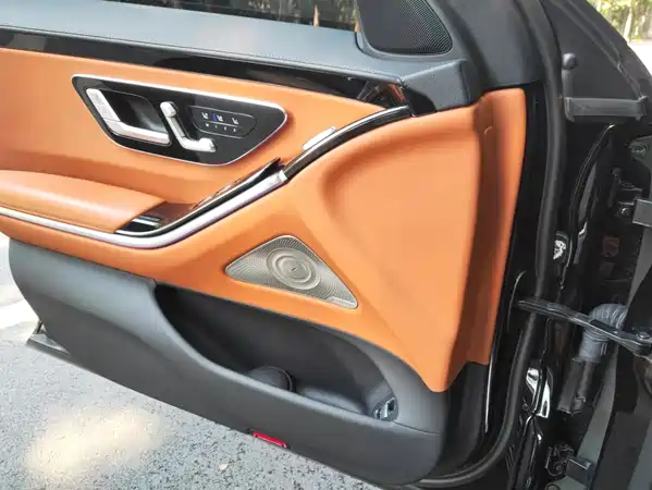 Mercedes-Benz S-Class 2025