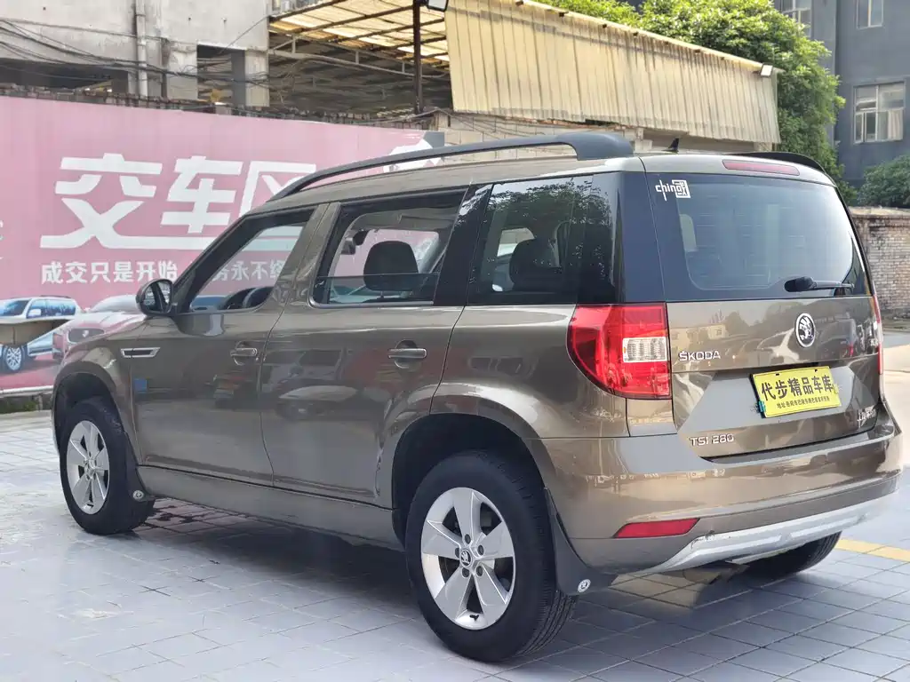 Skoda Yeti 2019 — фото 20