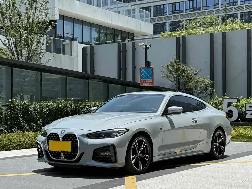 BMW 4 Series 2023 — фото 1