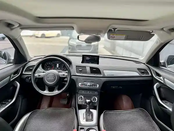 Audi Q3 2015