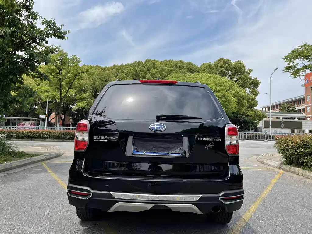 Subaru Forester 2015 — фото 11