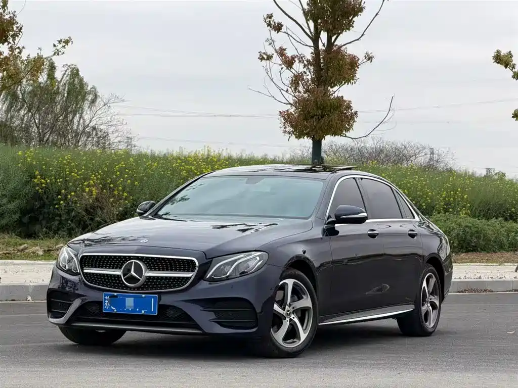 Mercedes-Benz E-Class 2019 — фото 1