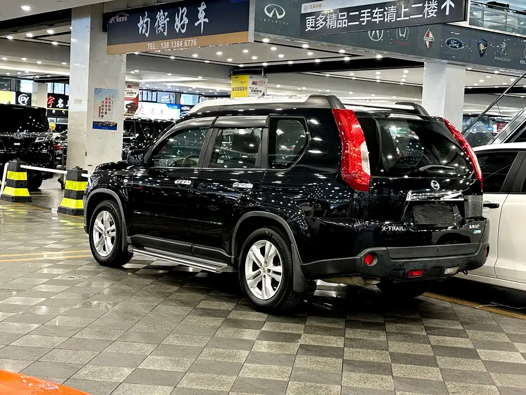 Nissan X-Trail 2013 — фото 4