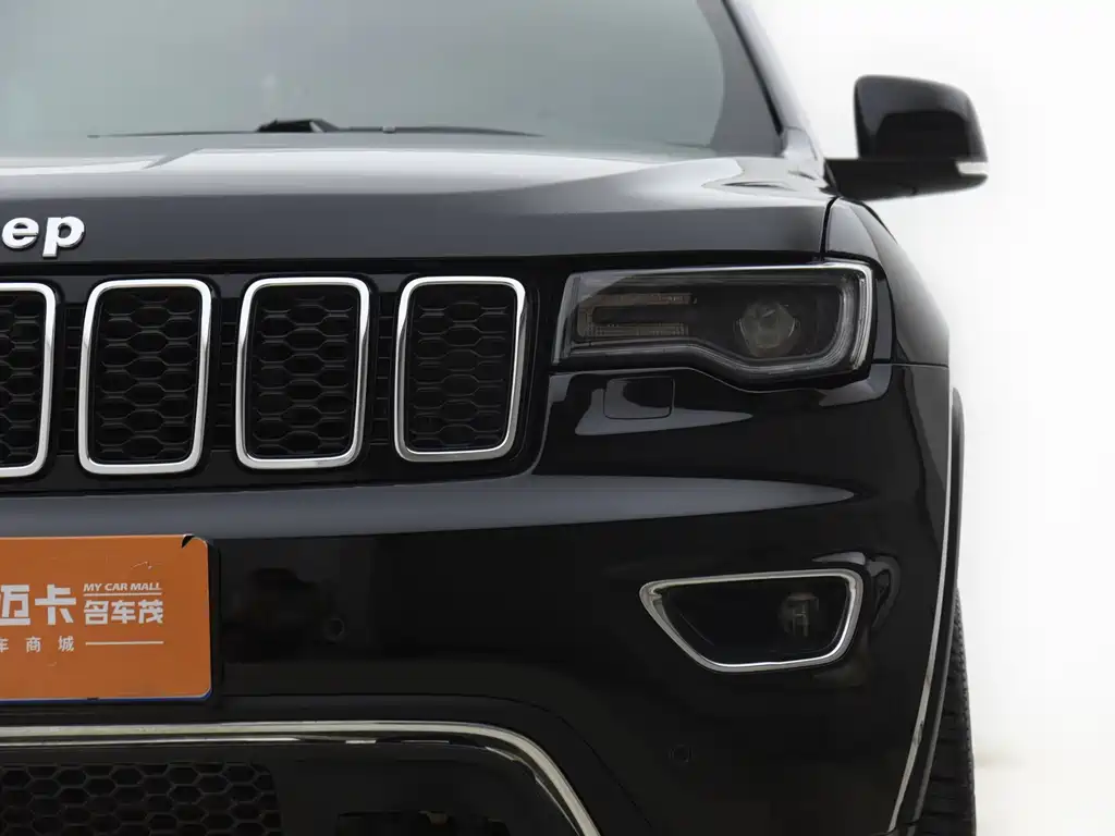 Jeep Grand Cherokee 2020 — фото 2