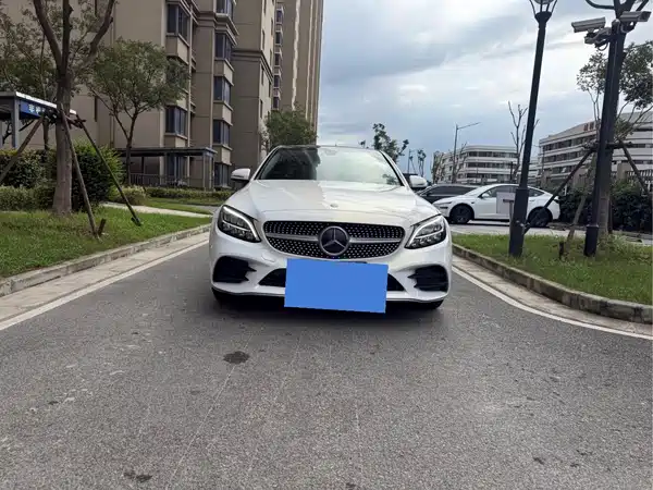 Mercedes-Benz C-Class 2020