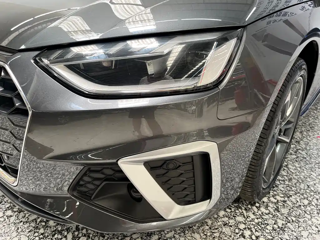 Audi A4L 2022
