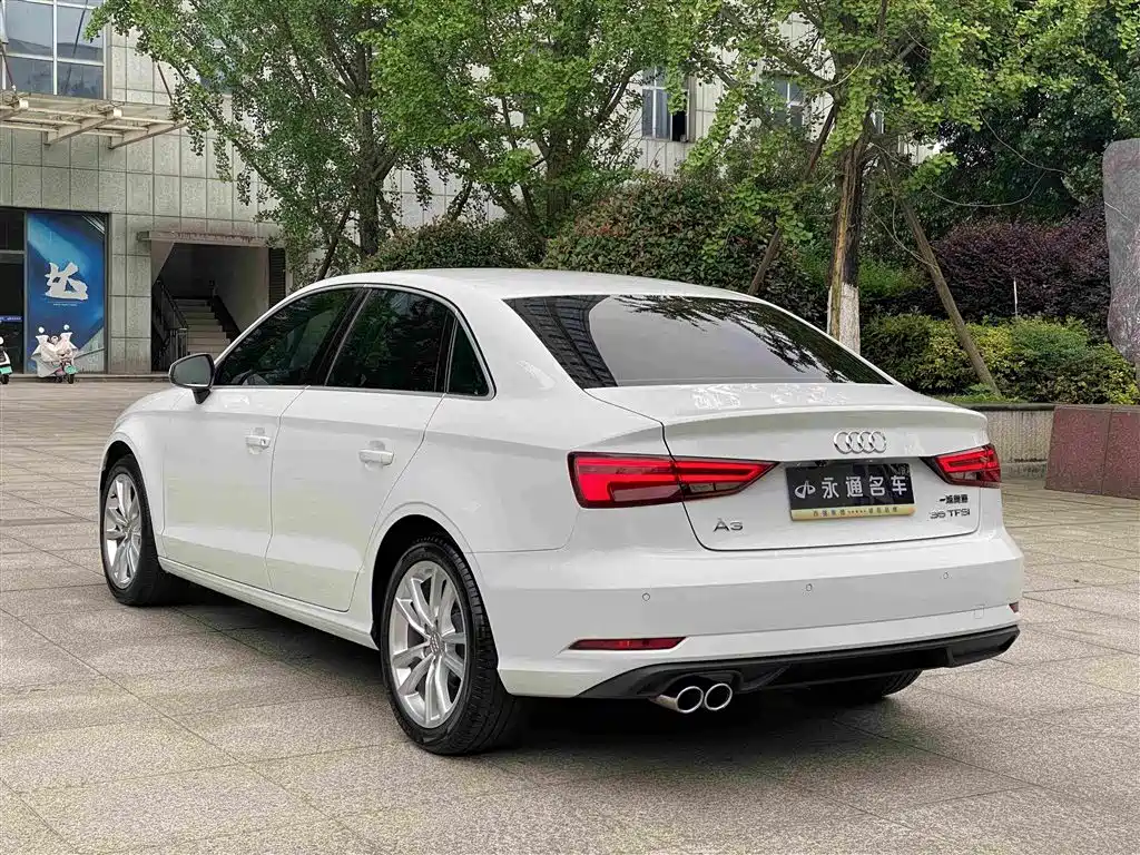 Audi A3 2017 — фото 13