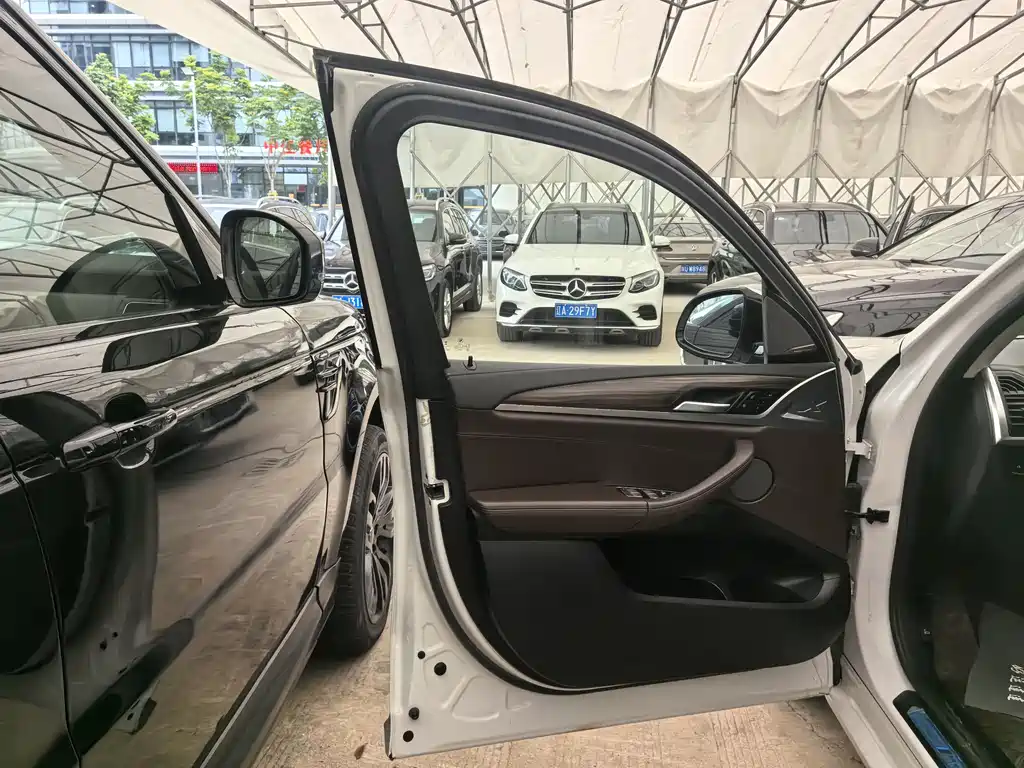 BMW X3 2020 — фото 4