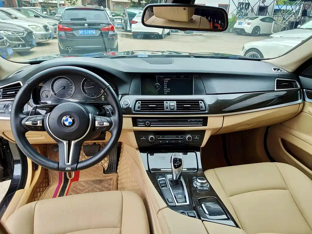BMW 5 Series 2012 — фото 50