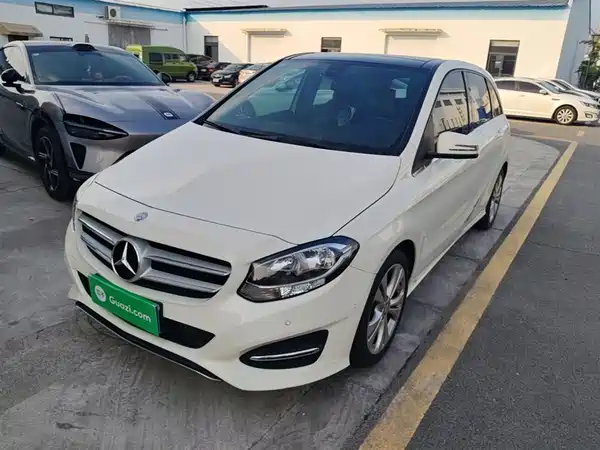 Mercedes-Benz B-Class 2015