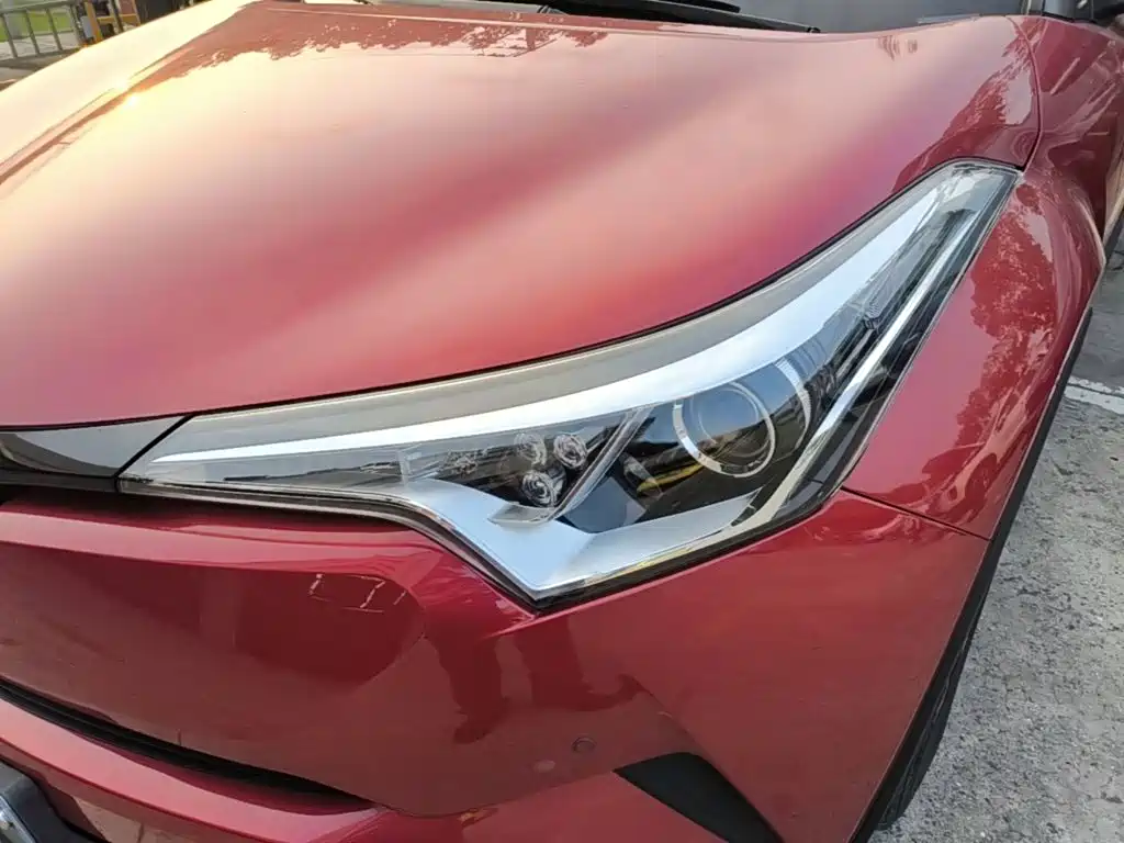 Toyota C-HR 2021 — фото 24