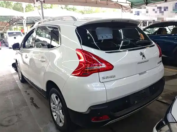 Peugeot 3008 2015