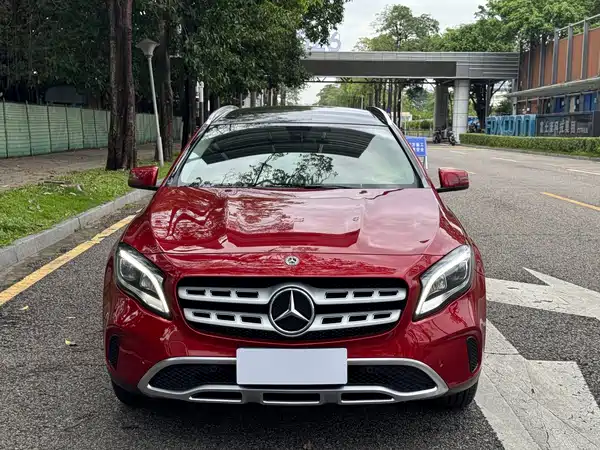 Mercedes-Benz GLA 2017