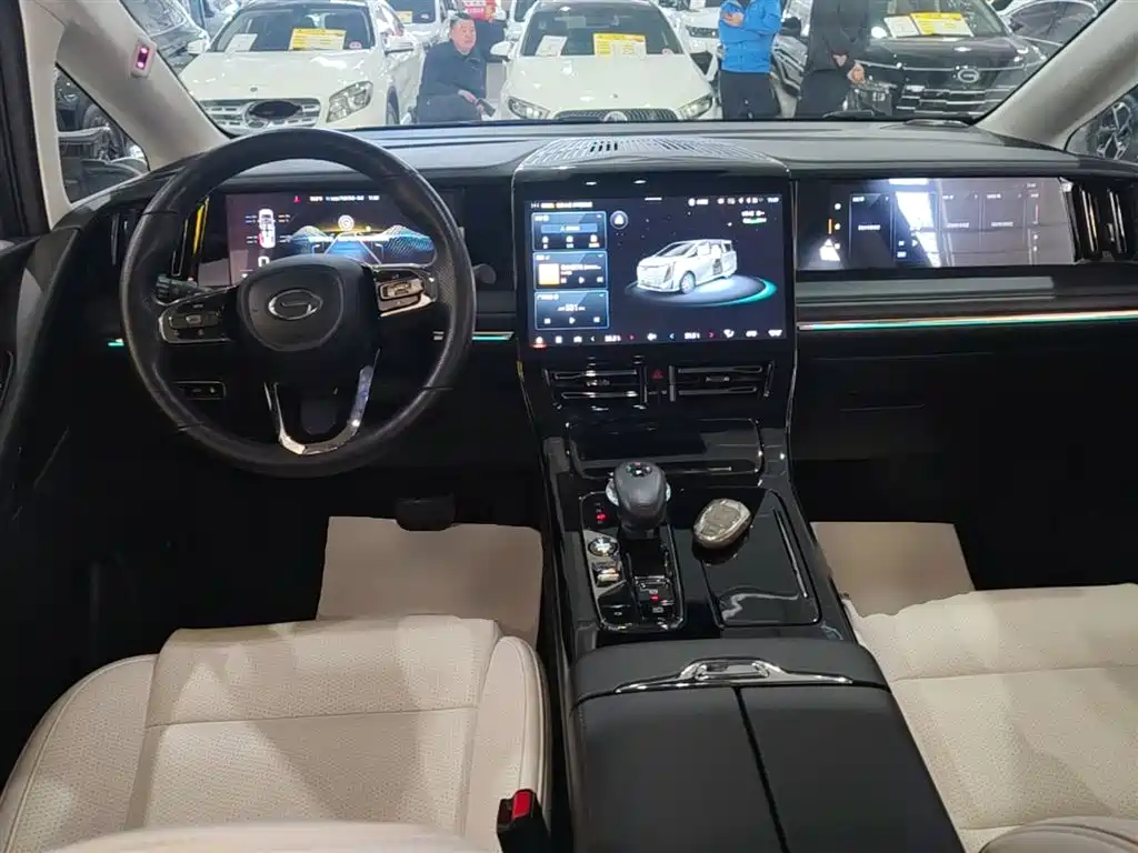 GAC Motor Trumpchi E9 2023 — фото 10