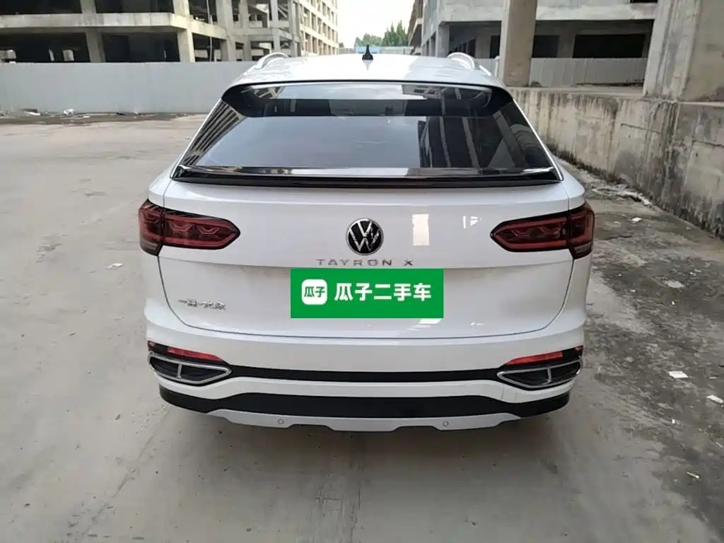 Volkswagen X 2022