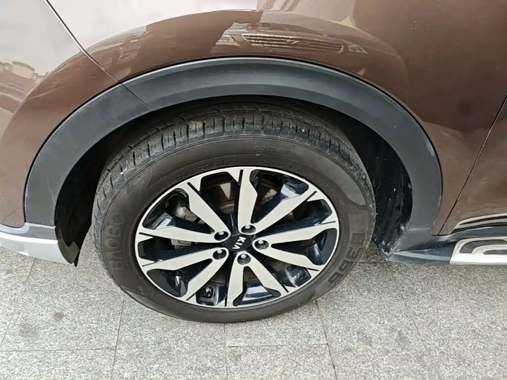 Kia KX5 2017 — фото 23