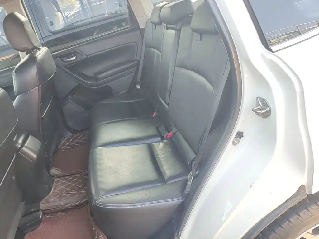 Subaru Forester 2015 — фото 17