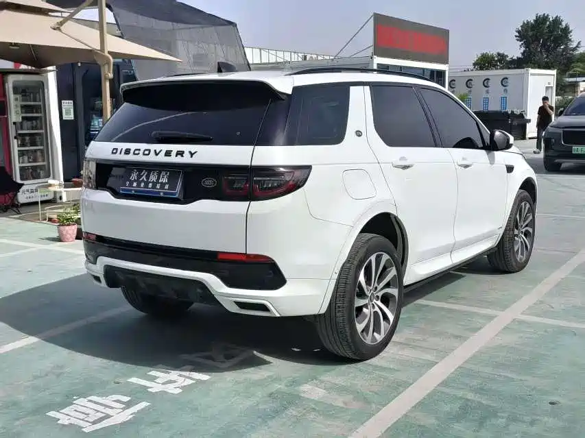 Land Rover Discovery Sport 2021 — фото 21