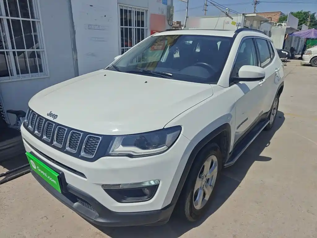 Jeep Compass 2018 — фото 2