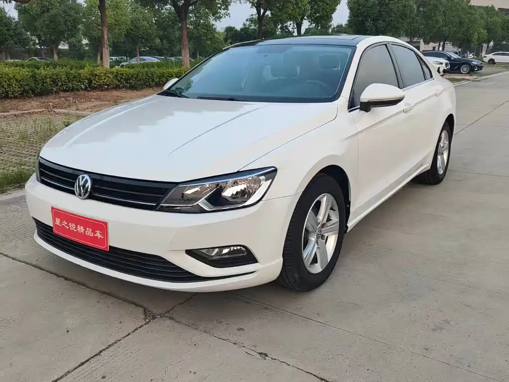 Volkswagen Lamando 2015