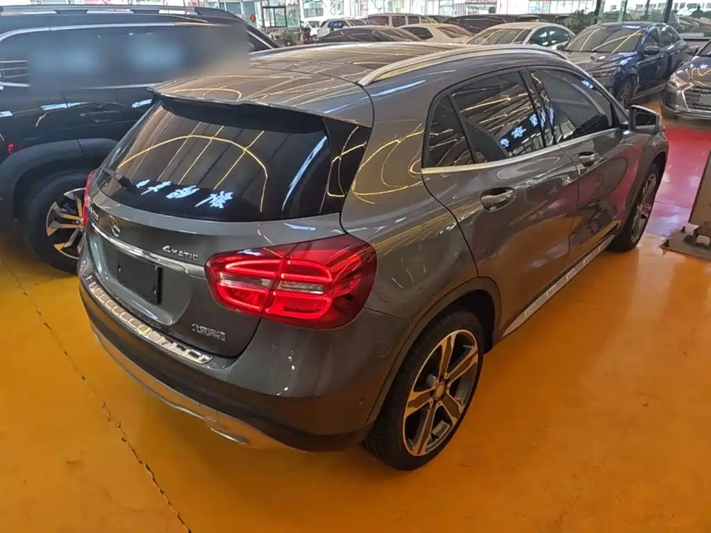 Mercedes-Benz GLA 2015 — фото 7