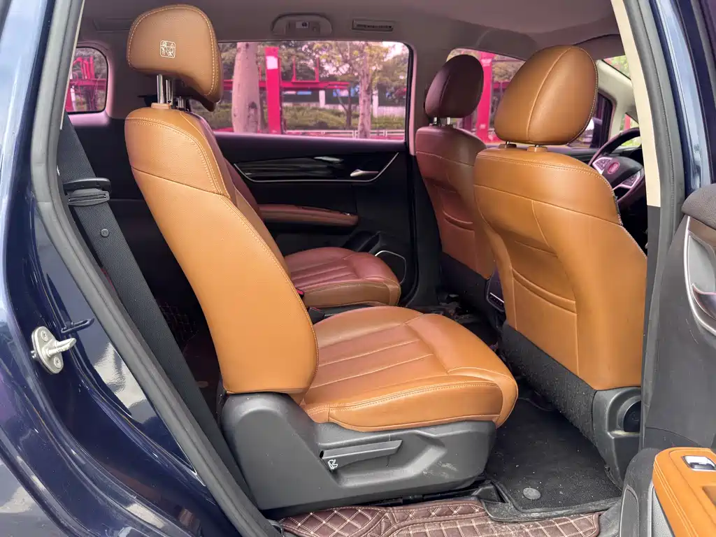 BYD Song MAX 2018 — фото 12