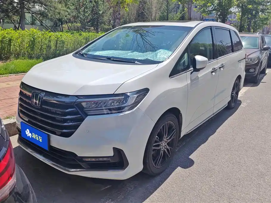 Honda Odyssey 2023 — фото 1