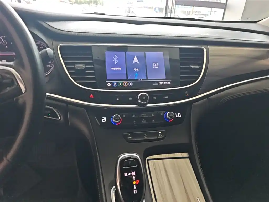 Buick LaCrosse 2020 — фото 13
