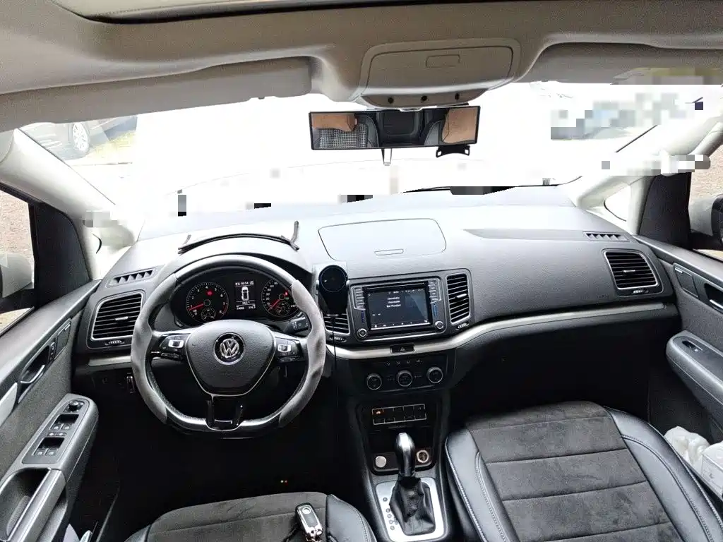 Volkswagen Sharan 2019 — фото 13