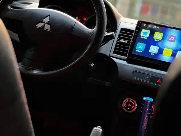 Mitsubishi Lancer EX 2012