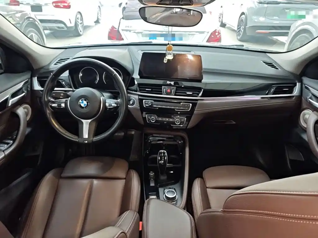 BMW X2 2021 — фото 10