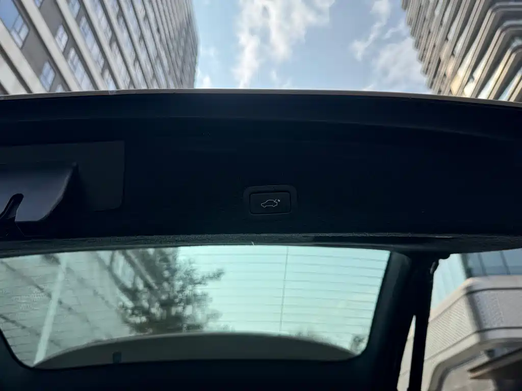 Volvo XC60 2016 — фото 29