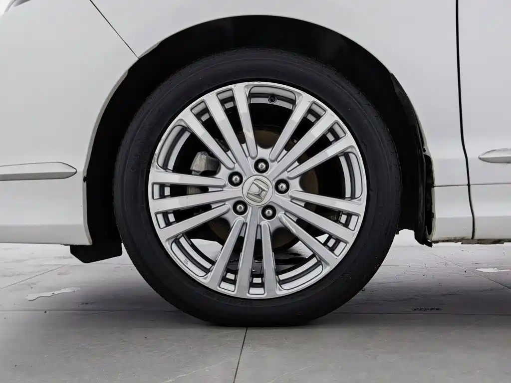Honda Elysion 2018 — фото 17