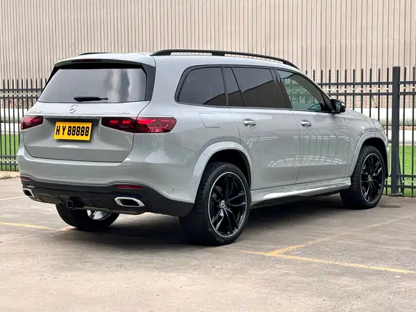 Mercedes-Benz GLS 2024