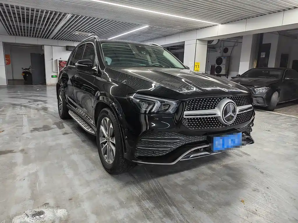 Mercedes-Benz GLE 2023 — фото 3