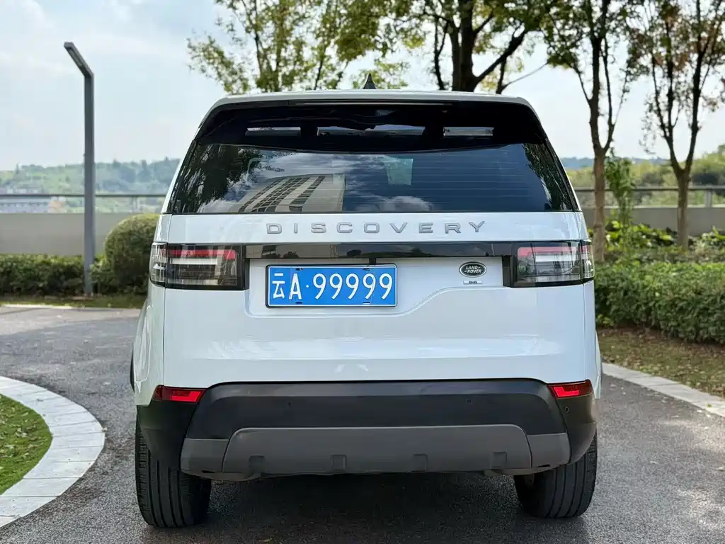 Land Rover Discovery 2018 — фото 8