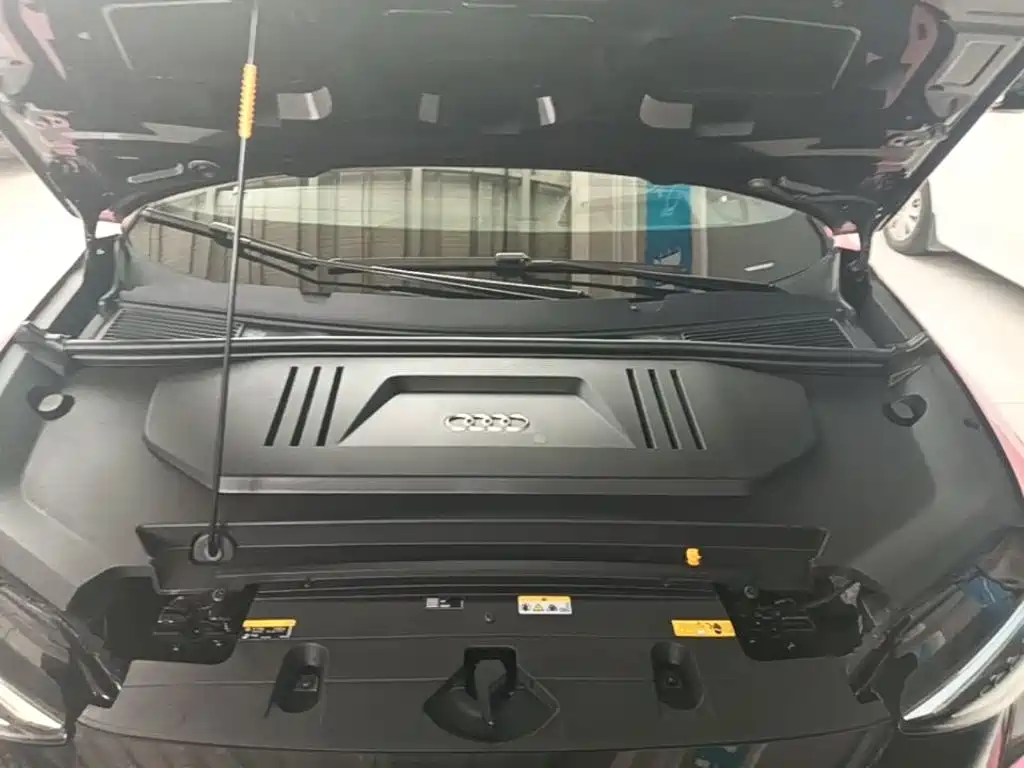 Audi Q5 e-tron 2023 — фото 20