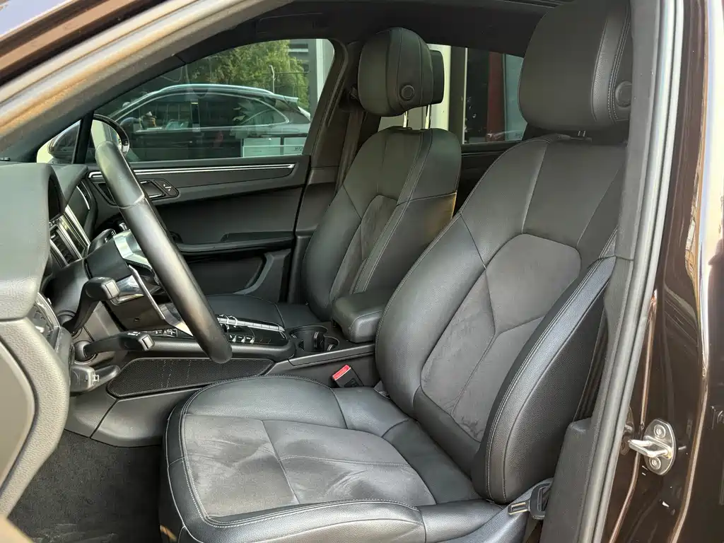 Porsche Macan 2015 — фото 10