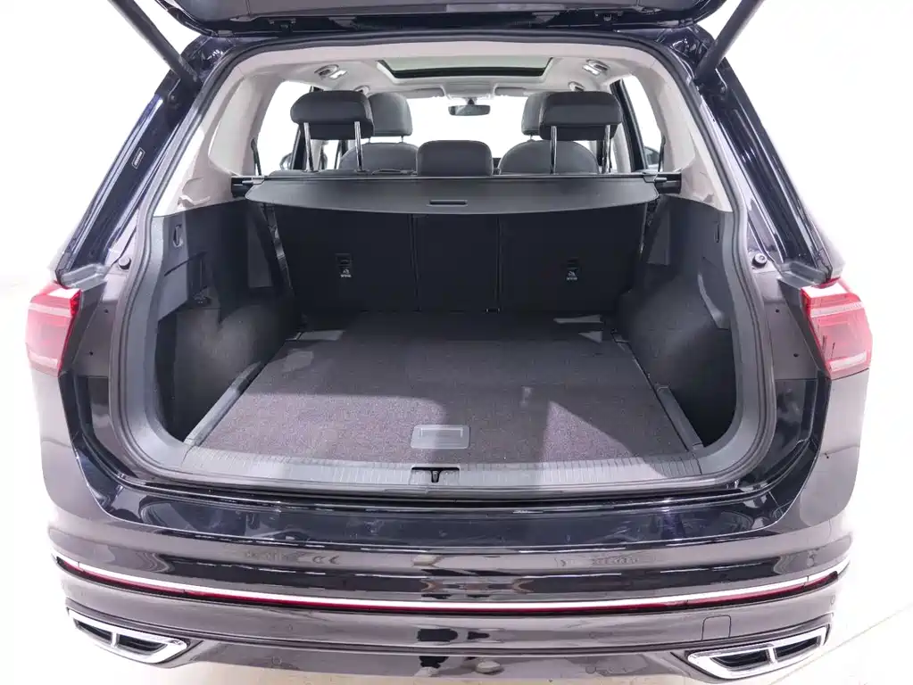 Volkswagen Tiguan L 2024 — фото 22