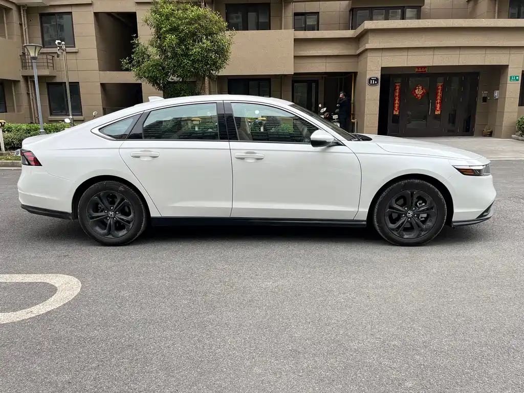 Honda Accord 2025