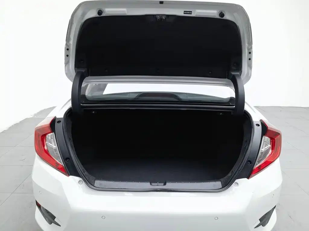 Honda Civic 2021 — фото 16